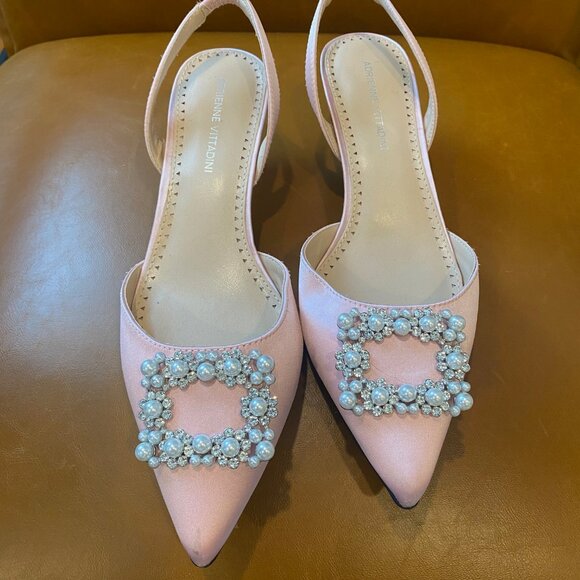 Shoes - Pink jeweled kitten heels